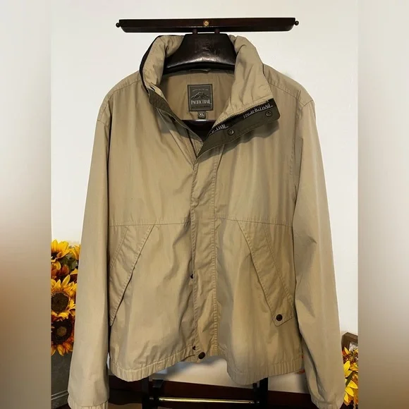 🏞️ Pacific Trail Men’s Outdoor Jacket with hood– Beige Khaki – Size XL - Picture 2 of 7
